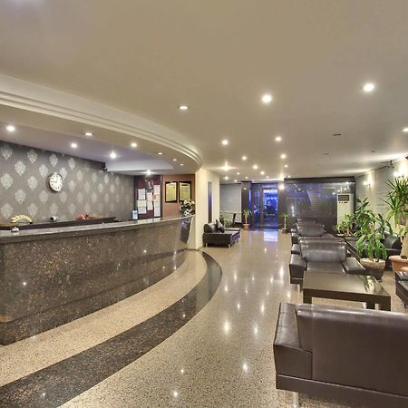 Antroyal Hotel Анталия Екстериор снимка