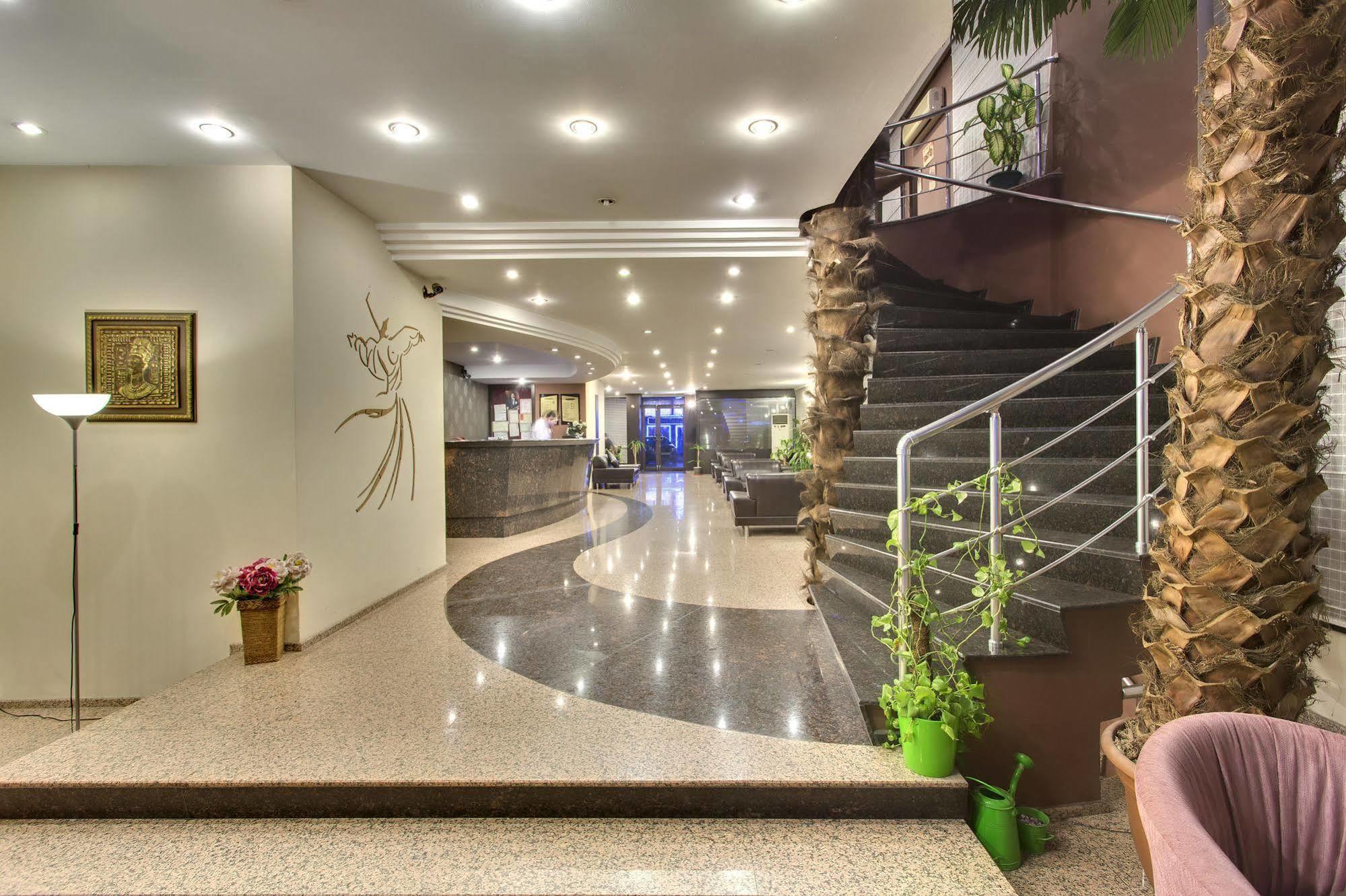 Antroyal Hotel Анталия Екстериор снимка